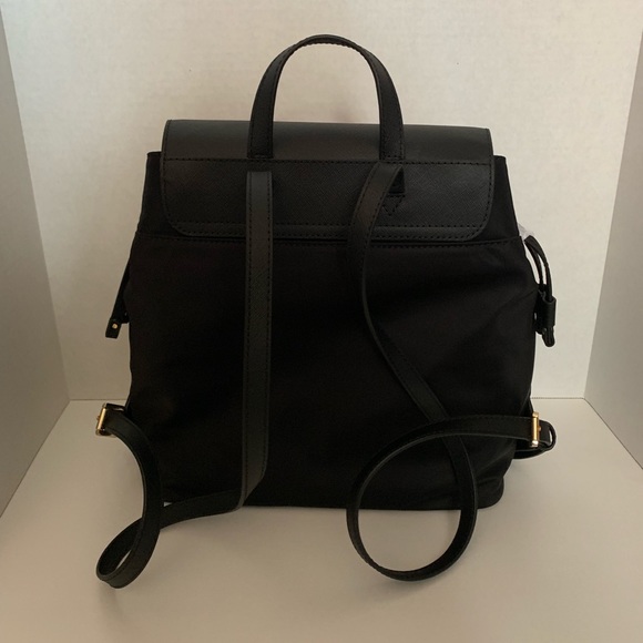 Michael Kors Bedford Zip Backpack - Black - Picture 2 of 8